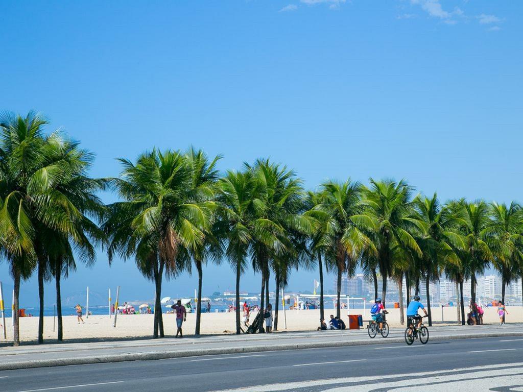 Deslumbrante Vista A De Copacabana. Apartamento *